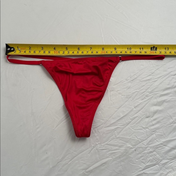 Victoria’s Secret Very Sexy red stretch satin v-string thong panty - Picture 2 of 11